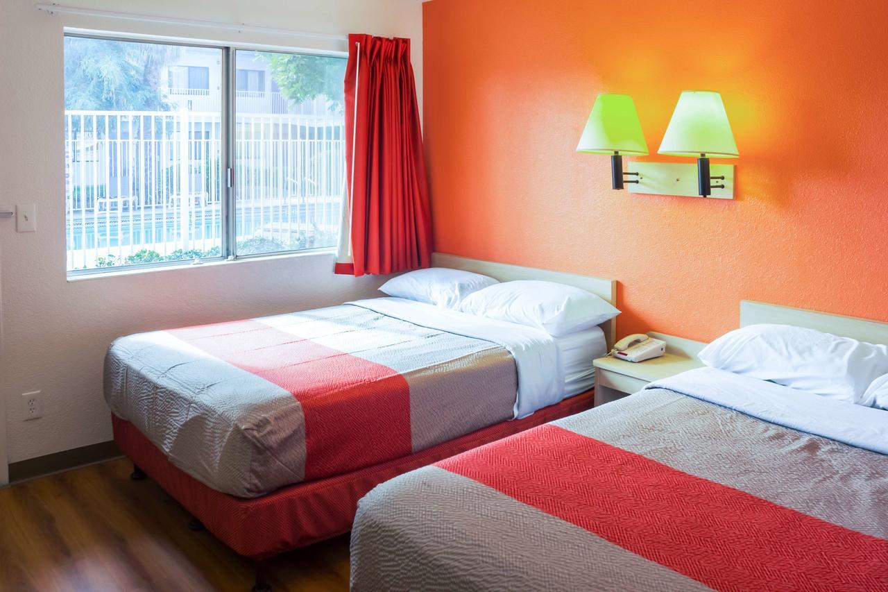 Motel 6-Porterville, Ca المظهر الخارجي الصورة
