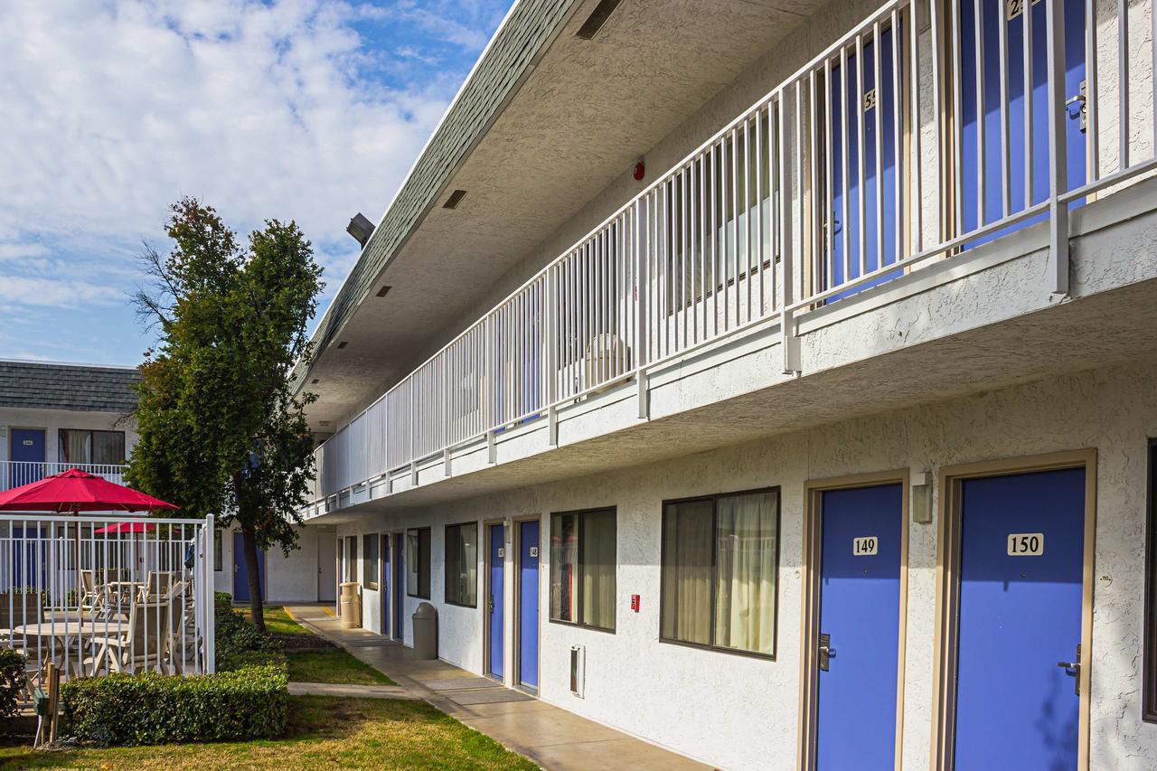 Motel 6-Porterville, Ca المظهر الخارجي الصورة